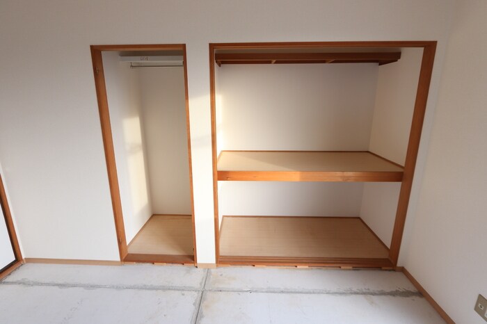 物件内観写真13　(収納)