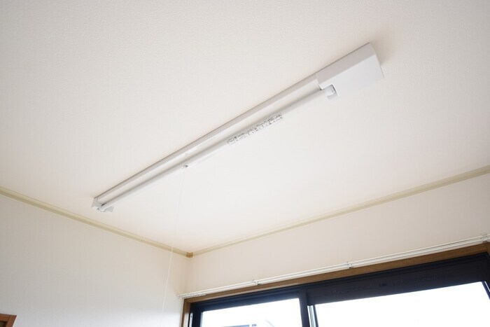 物件内観写真21　(室内物干し金物)