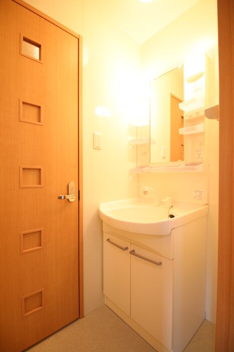 物件内観写真5　(洗髪洗面化粧台)