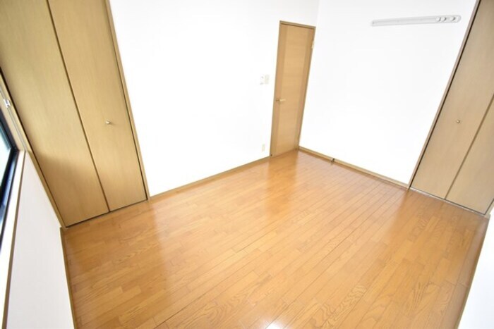 物件内観写真10　(北洋室６帖)