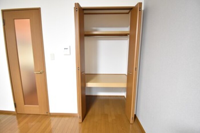 物件内観写真11　(クローゼット（洋室）)