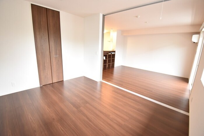 物件内観写真12　(南洋室６．１帖～ＬＤＫ１３帖)