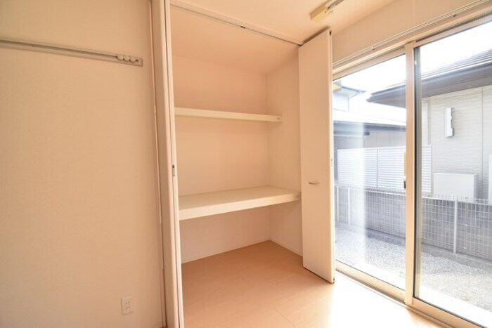 物件内観写真22　(物入（洋室）)