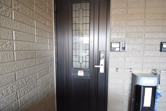 物件内観写真18　(玄関)