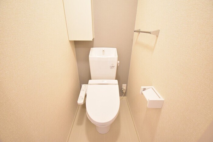 物件内観写真6　(温水洗浄暖房便座)