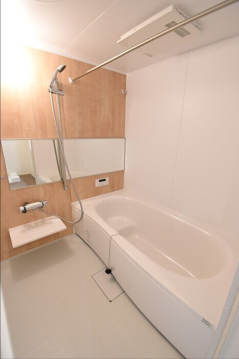 物件内観写真4　(浴室)