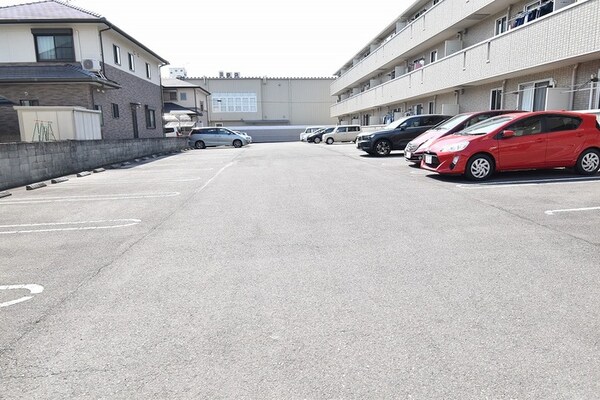駐車場(駐車場)