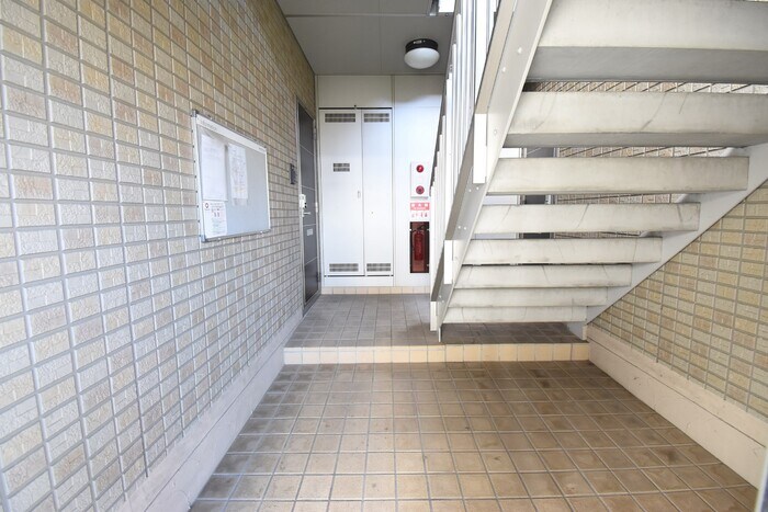 物件外観写真3　(ロビー)