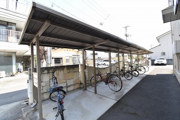 建物設備(駐輪場)
