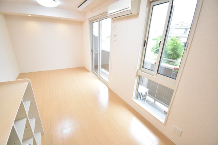 物件内観写真9　(ＬＤＫ１１．５帖)