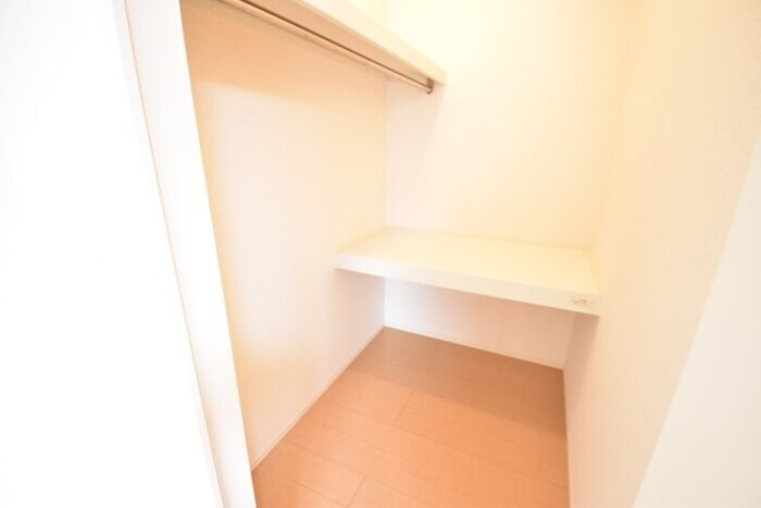 物件内観写真15　(ウォークインクローゼット（洋室）)