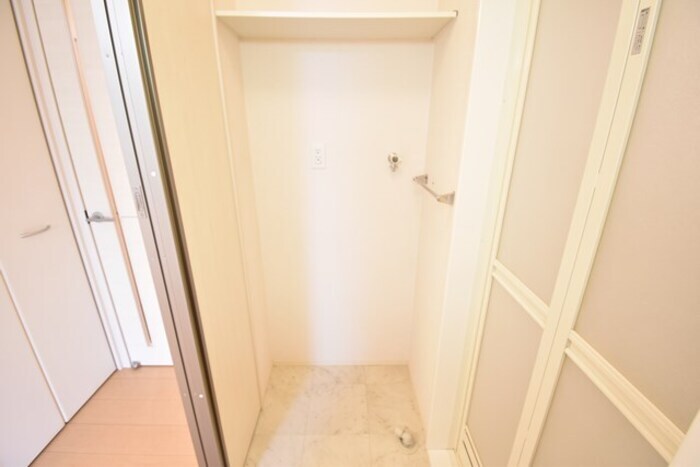 物件内観写真24　(室内洗濯機置場)