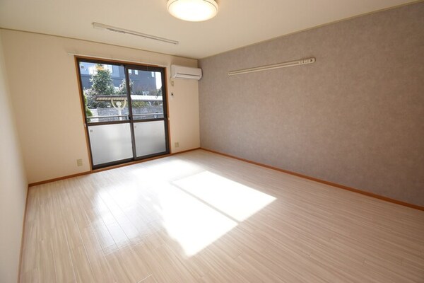居室(洋室１０帖)