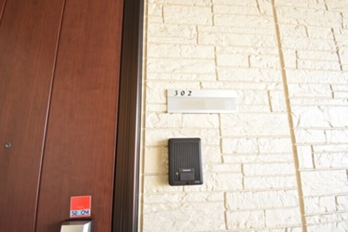 物件内観写真26　(玄関)