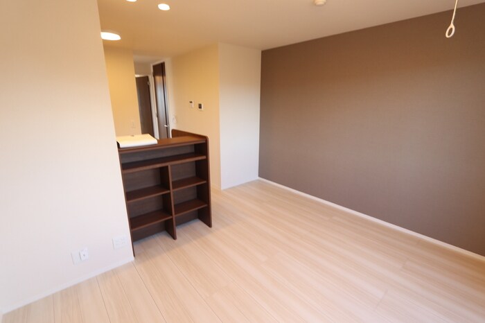 物件内観写真10　(LDK１２．７帖)