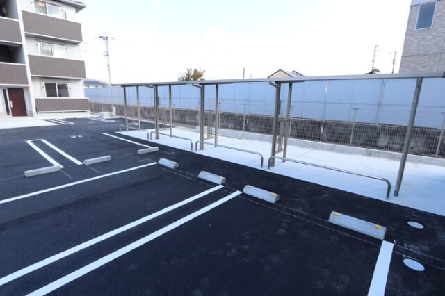 物件内観写真21　(駐輪場)