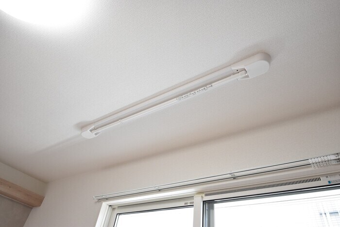 物件内観写真20　(室内物干し)