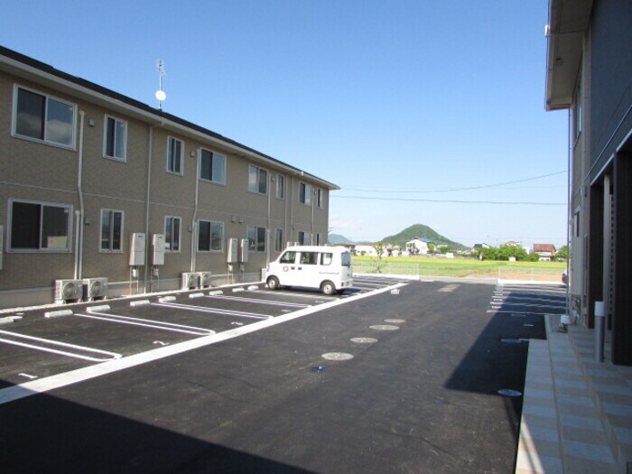 物件外観写真3　(ロビー)