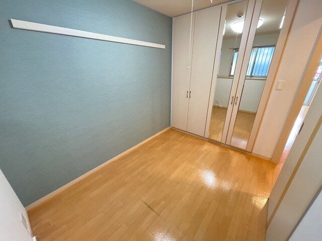 物件内観写真8　(洋室)