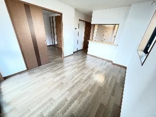 物件内観写真7　(リビング(イメージ))