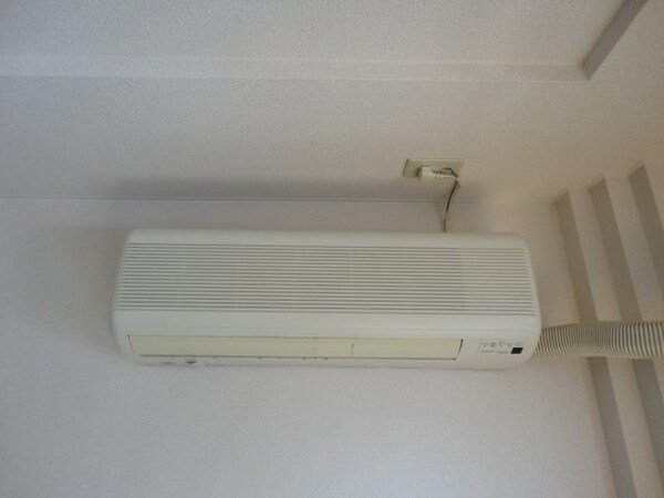 建物設備(エアコン)