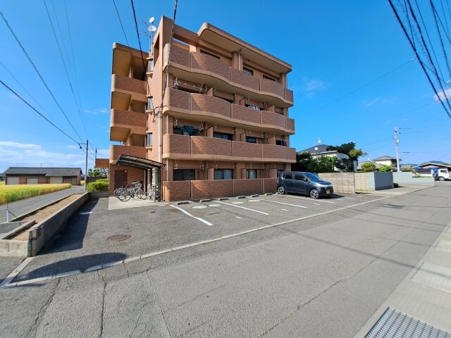 物件内観写真17　(駐車場)