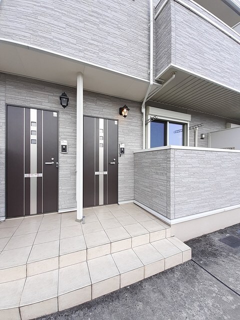 物件外観写真2　(その他共有部分)