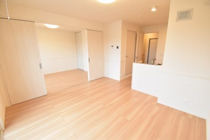 物件内観写真7　(ＬＤＫ１１．１帖)