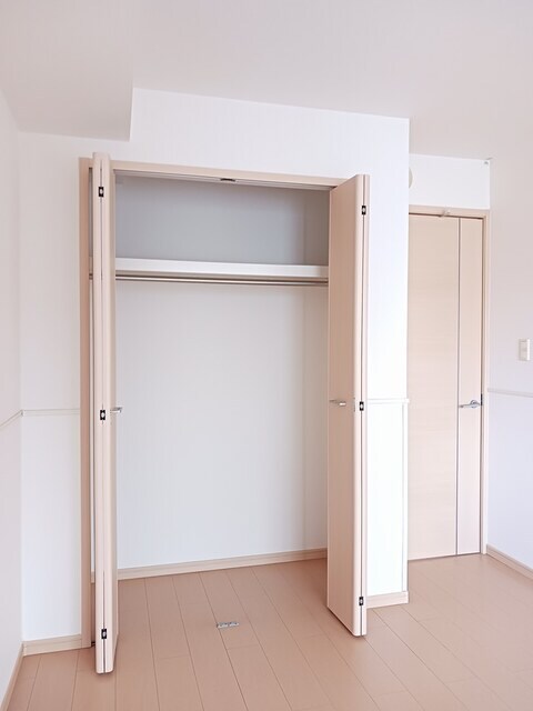 物件内観写真10　(収納)