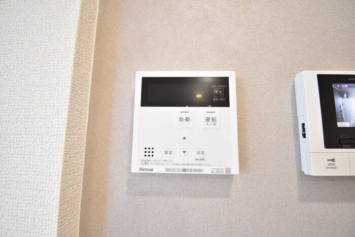 物件内観写真19　(追い焚き給湯)