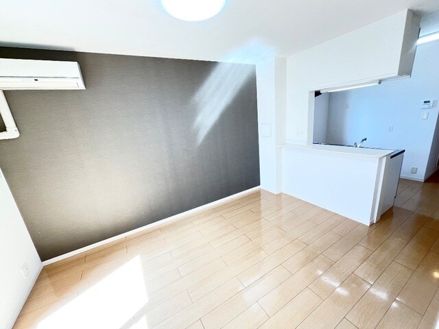 物件内観写真8　(リビング)