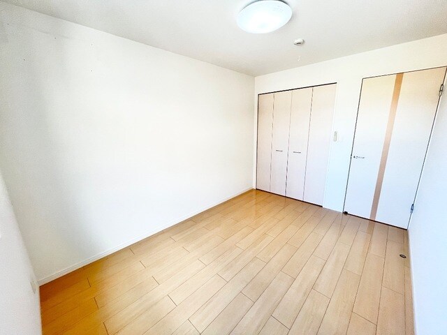 物件内観写真11　(北側洋室)