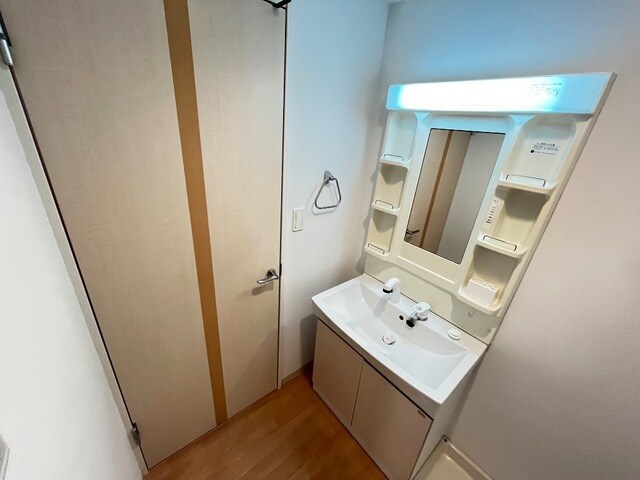 物件内観写真17　(洗髪洗面化粧台)