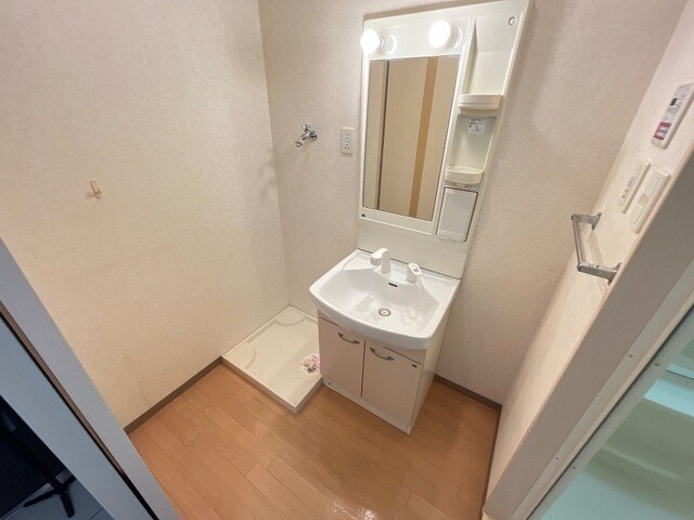 物件内観写真7　(洗面)