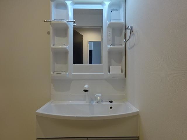 物件内観写真6　(洗面)