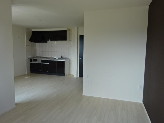 物件内観写真8　(リビング)