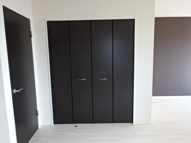 物件内観写真11　(収納)