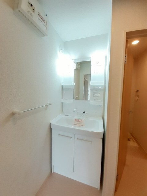 物件内観写真6　(洗面所)