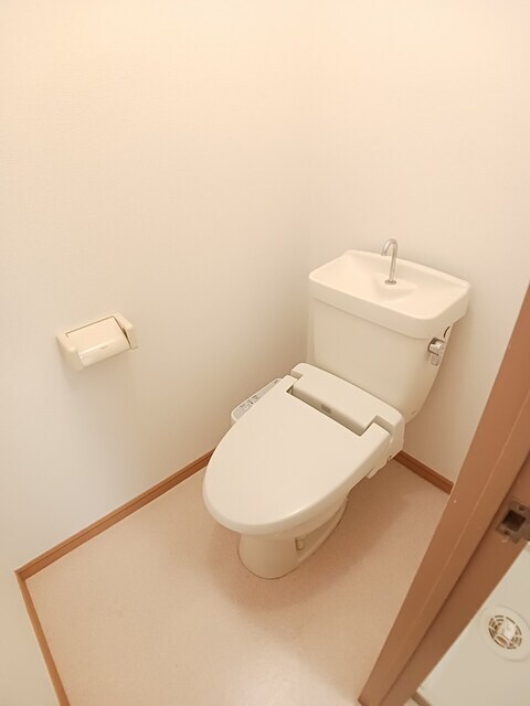 物件内観写真7　(トイレ)