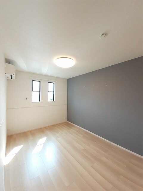 物件内観写真8　(その他部屋・スペース)