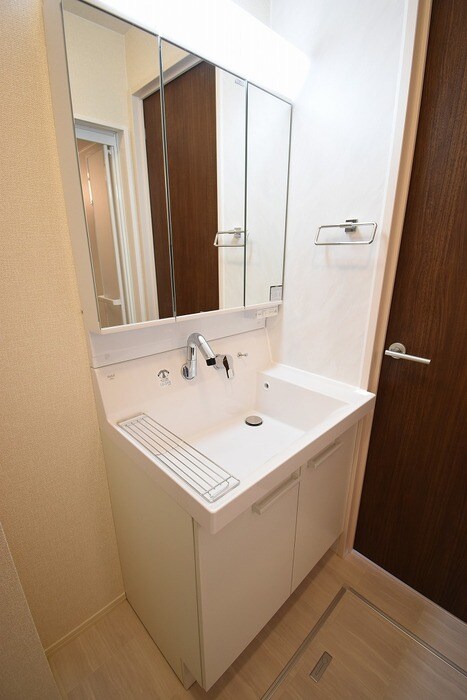 独立洗面台(洗髪洗面化粧台)