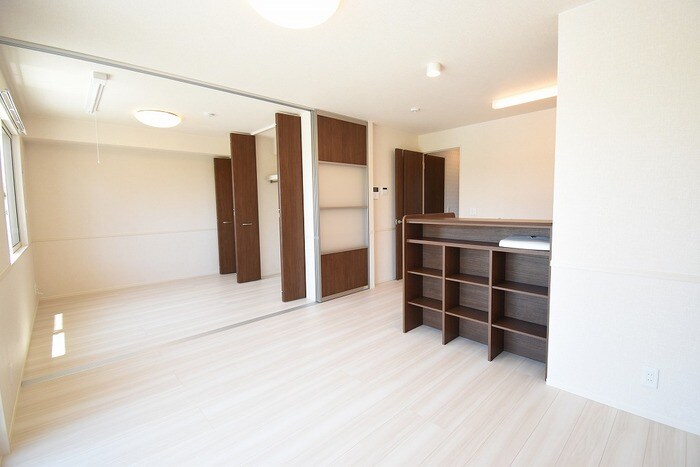 居室(LDK１１．１帖)