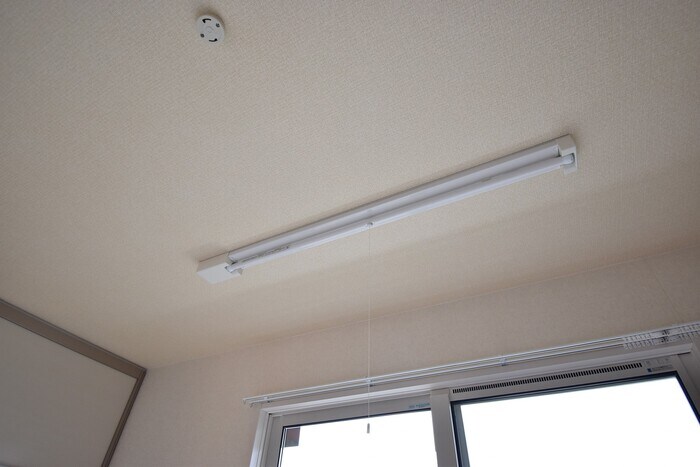 物件内観写真17　(室内物干し)