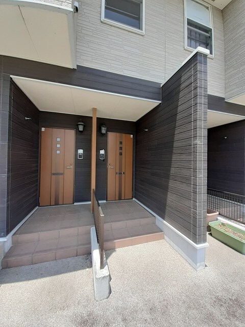 物件外観写真2　(その他共有部分)