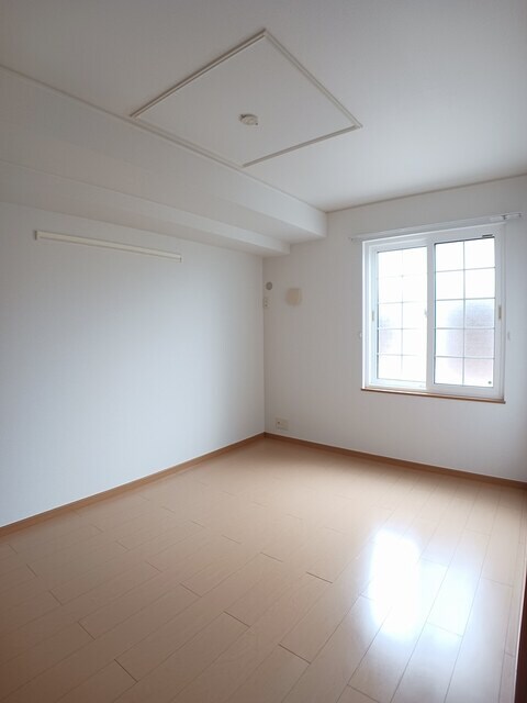物件内観写真9　(その他部屋・スペース)
