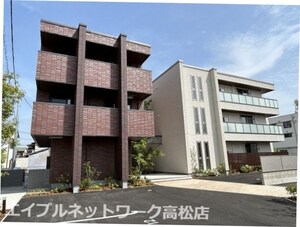 ロイヤルシャーメゾン中俊外観写真