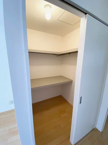 物件内観写真10　(ルミエール松縄 Ｂ棟 B0101号-5)