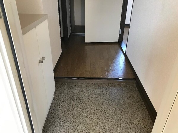 玄関(玄関)