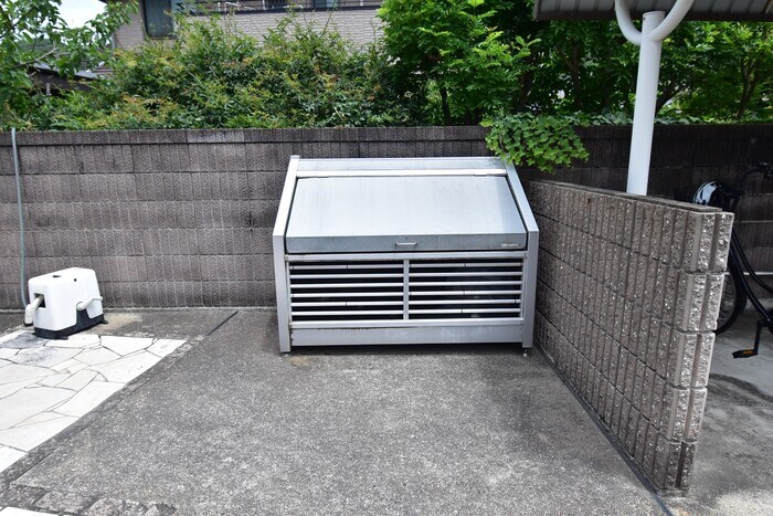 物件内観写真27　(ゴミ置場)