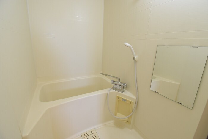 物件内観写真4　(浴室)